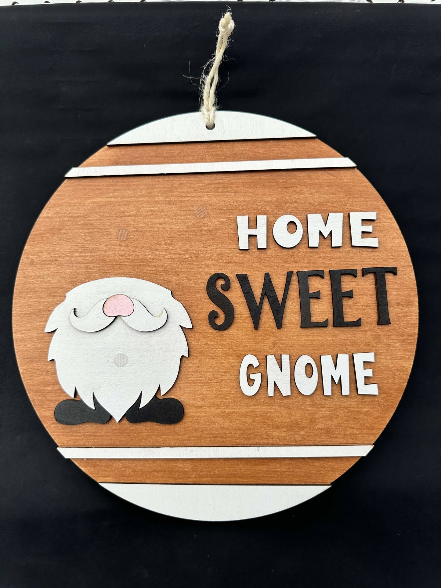 Interchangeable Seasonal Gnome Welcome Sign – A Year-Round Warm Welcome!